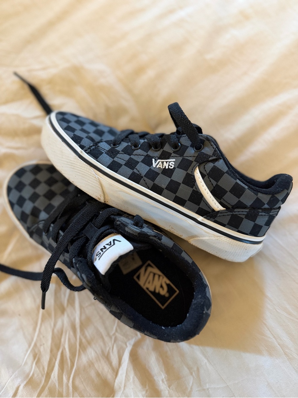 Kids Vans Black & Gray Checkerboard Low-Top Sneakers, Size 2